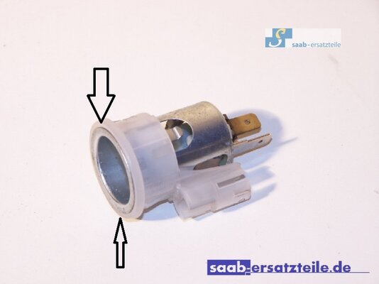 -saab-8574477-Steckbuchse-Zigarettenanzuender-mit-Leuchtrampe-900-2-9-3.jpg