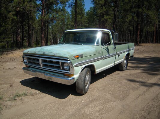 19701_Ford_F250_Camper_Special.jpg