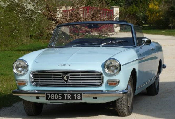 1964 Peugeot 404 C.jpg