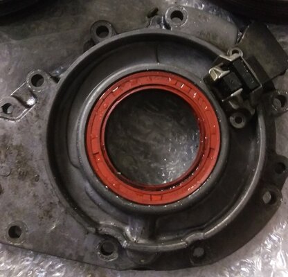 Pumpengehäuse 900I mit T5.2 Geber.jpg Pumpengehäuse 900I mit T5.2 Geber.jpg