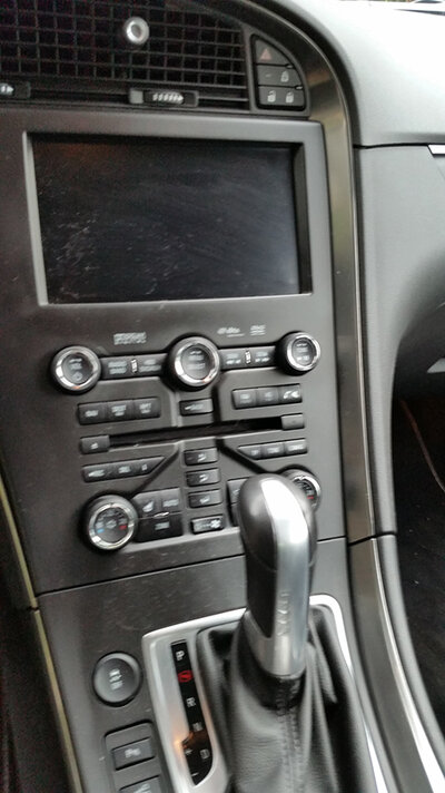 radio2.jpg