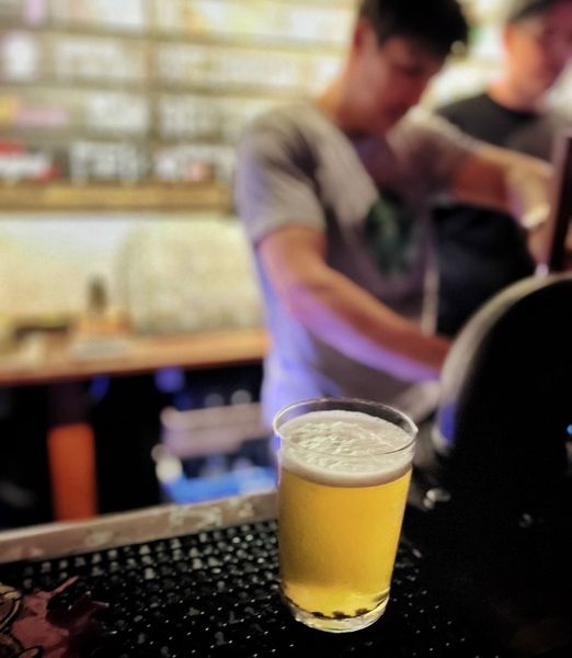 Bootleggers Craft Beer Bar | Nightcrawl.dk | Fresh pilsner coming up 🤩

#bootleggers #craftbeerbar #craf...
