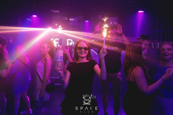 Space Club | Nightcrawl.dk | 