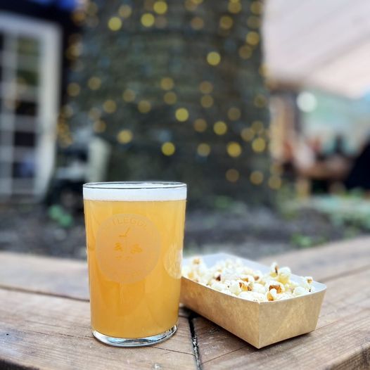 Bootleggers Craft Beer Bar | Nightcrawl.dk | Happy hour and free popcorn every day at Bootleggers 🤩🍻🍿
...