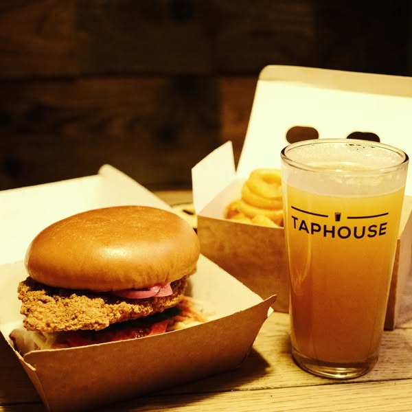 Taphouse  | Nightcrawl.dk | Bronx Burger x Taphouse 🍔🍺

Vi har indgået et samarbejde m...