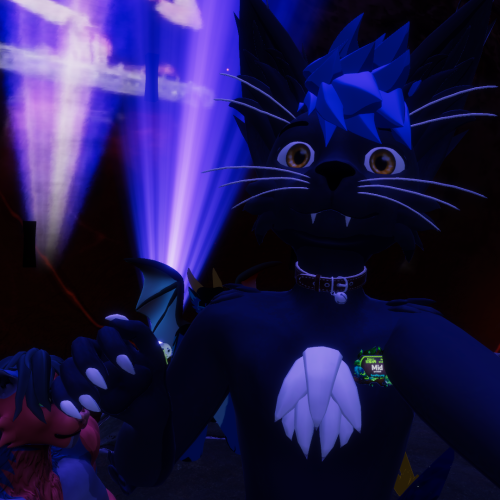 VRChat_2023-06-03_21-08-17.145_1080x1920