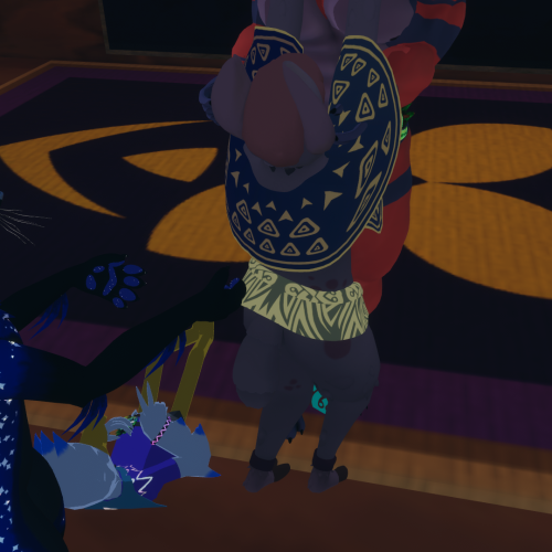 VRChat_2023-06-04_00-35-40.556_1080x1920