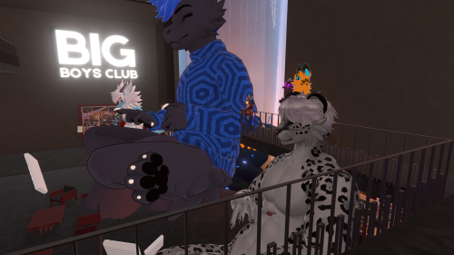 VRChat_2024-10-04_19-20-52.803_1920x1080.png