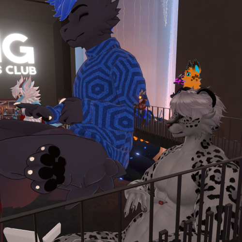 VRChat_2024-10-04_19-20-52.803_1920x1080