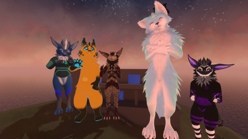 VRChat_2024-10-04_23-32-22.381_1920x1080.png