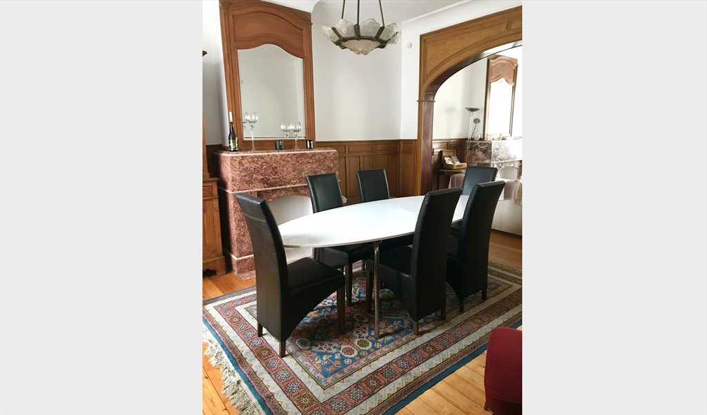 Image of international roommate with respectful and open-minded people in a house of 200 m² 4