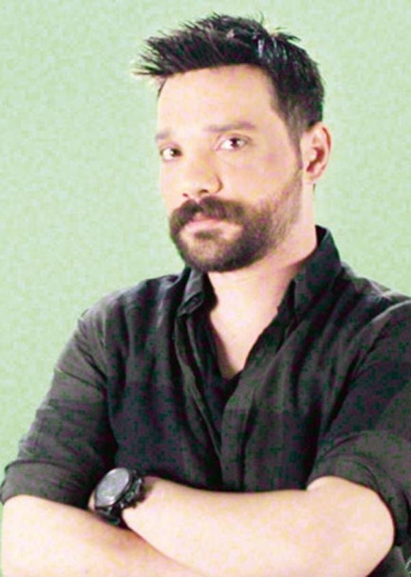 Oğuzhan Uğur