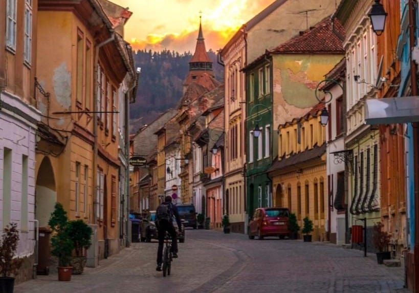 Brașovul, orașul unde turiștii depășesc de trei ori numărul locuitorilor