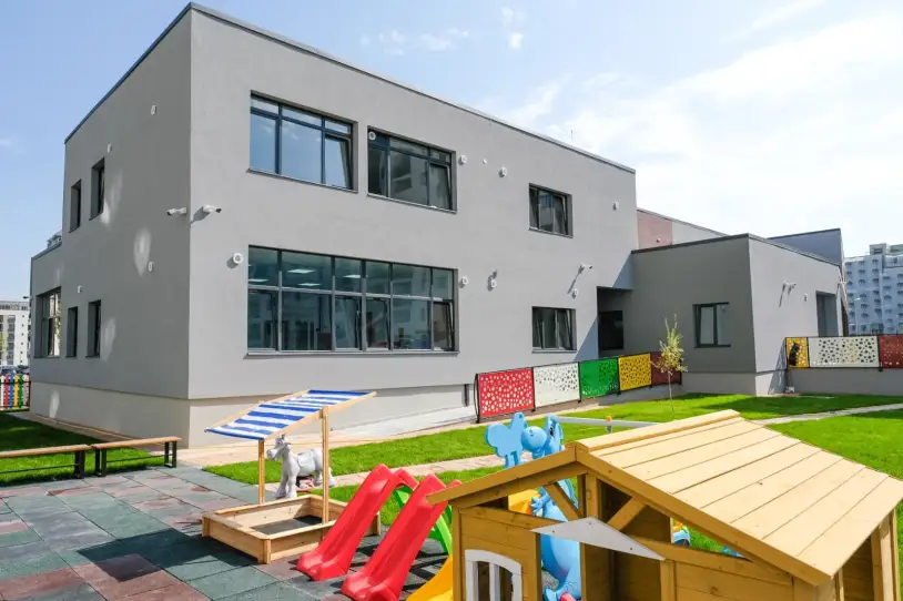 https://www.bizbrasov.ro/2023/08/18/inscriere-cresa-coresi-capacitate-copii-investitie/