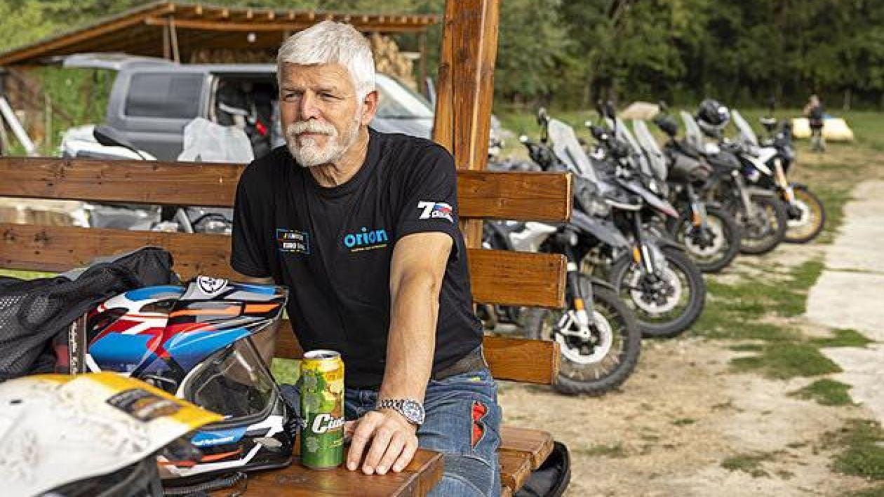 Petr Pavel, președintele Cehiei, a descoperit România pe motocicletă: „Este o țară extraordinară, cu oameni calzi și locuri spectaculoase”