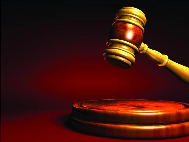 -case-si-terenuri-scoase-la-licitatie