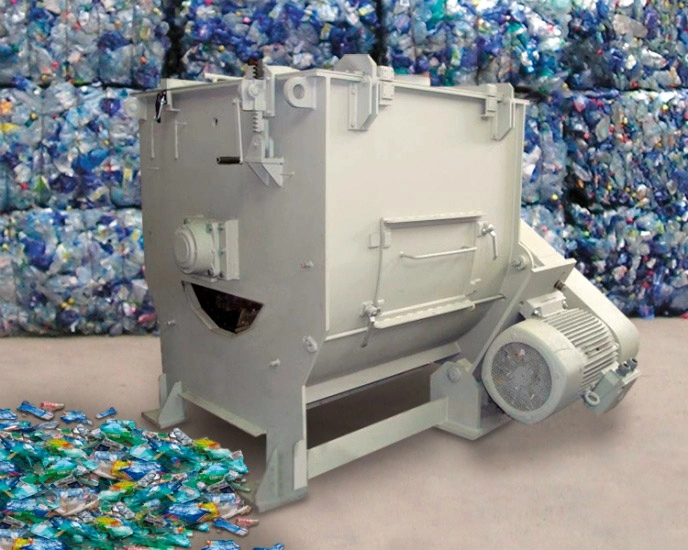 5-bani-pe-o-sticla-de-plastic