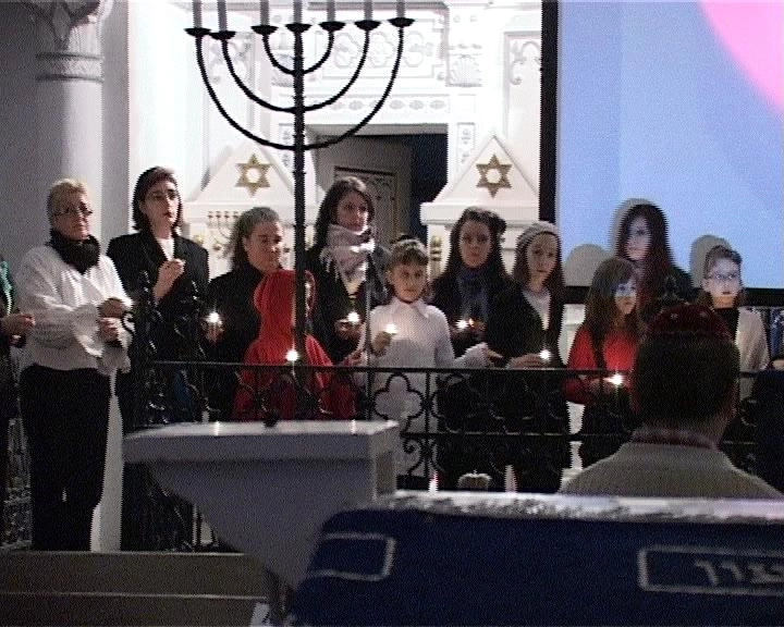 a-inceput-hanuka-sarbatoarea-luminii