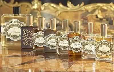 au-confiscat-aur-si-parfum-de-40000-de-lei