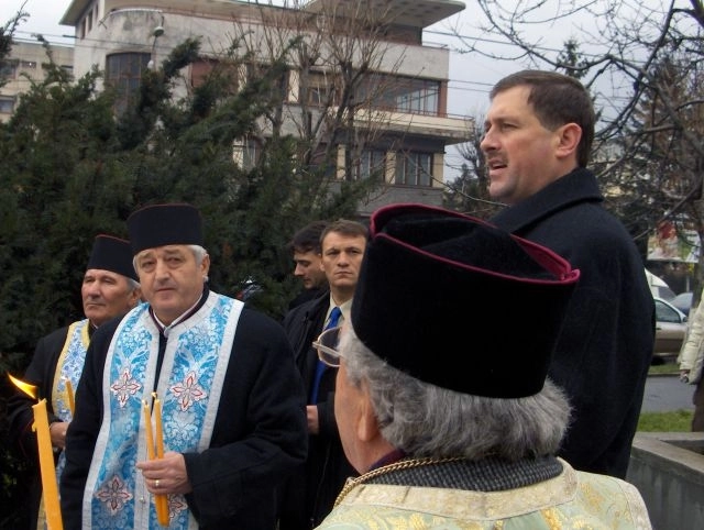 bani-de-la-consiliul-judetean-pentru-novembristi