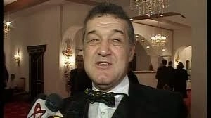 becali-sparge-16000-de-euro-de-revelion-in-poiana