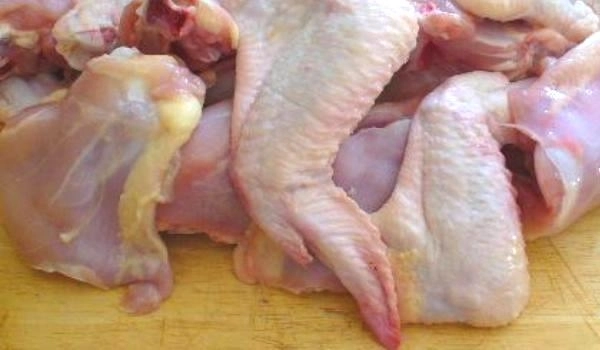 belarus-a-interzis-importurile-de-pui-din-romania-din-cauza-focarului-din-zarnesti