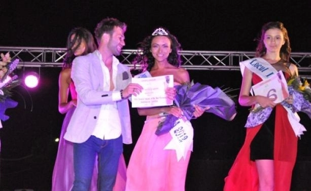 brasoveanca-aandreea-chiper-este-miss-tourism-queen-of-the-year-2012