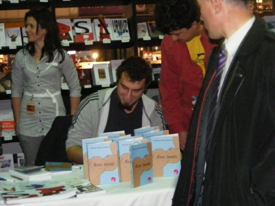 cartea-eroi-locali-de-razvan-ionut-dobrica-lansata-la-brasov