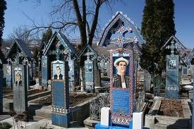 cimitirul-vesel-din-sapanta-cel-mai-frumos-din-lume