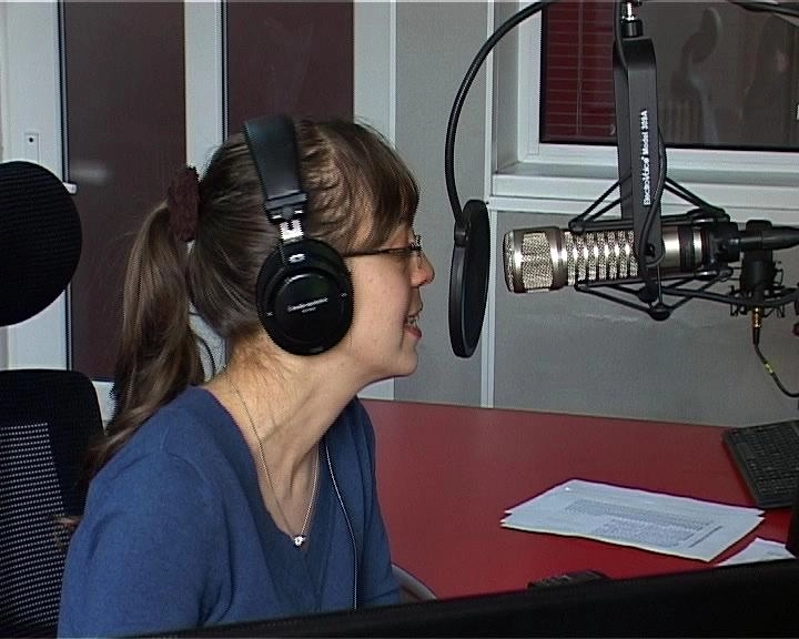 concurs-la-radio-brasov-castiga-un-panou-radiant-