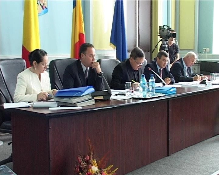 consiliul-judetean-a-alocat-banii-pentru-novembristi