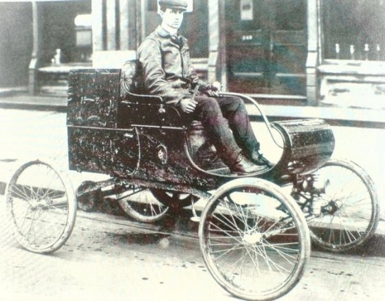 cum-se-lua-permisul-auto-prin-1900-proba-sacului-cu-paie