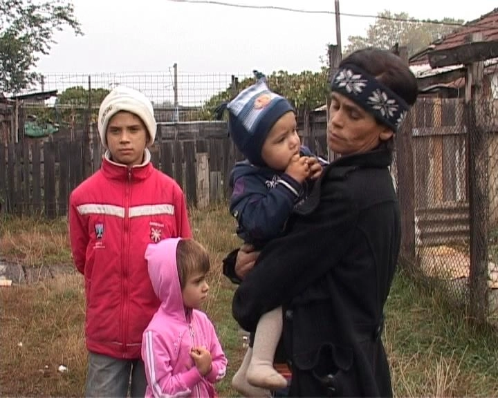 donatii-pentru-familia-care-traieste-intrun-vagon-