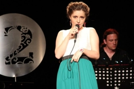 elena-mindru-sustine-un-recital-de-jazz-la-reduta