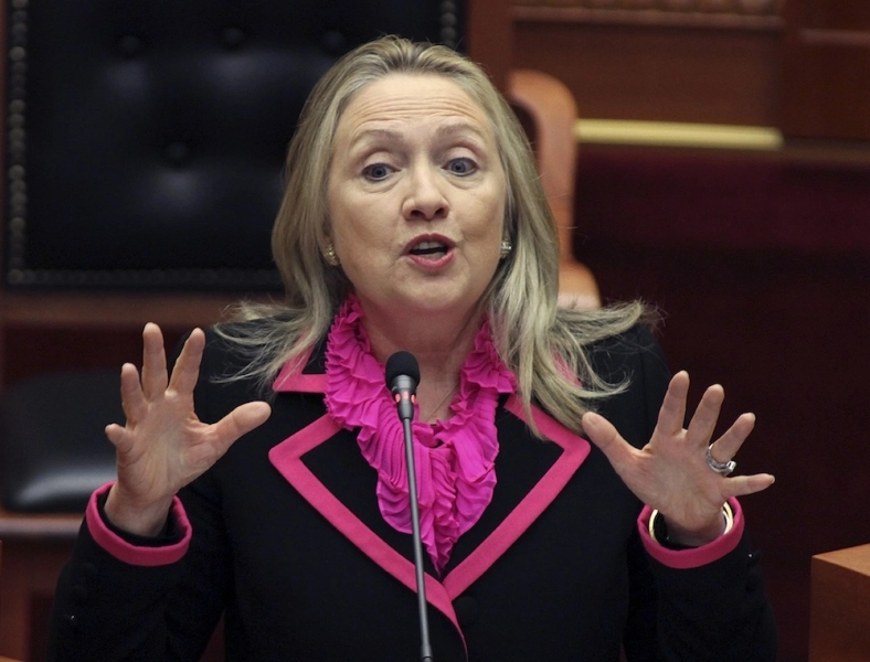 hillary-clinton-a-facut-comotie-cerebrala