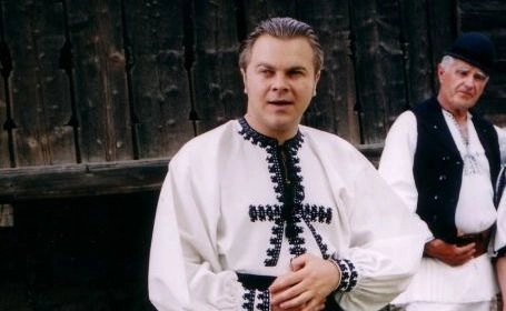 ionut-fulea-canta-la-festivalul-cavalerii-teutoni-se-intorc-in-cetatea-feldioara