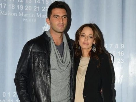 logodna-secreta-intre-tecau-si-raicu