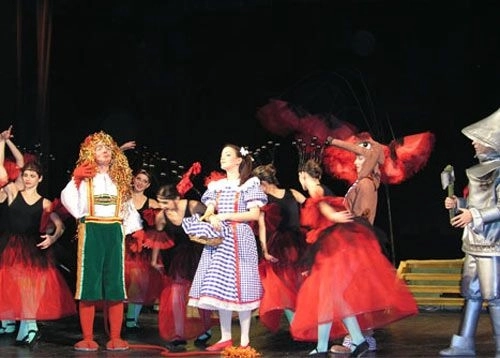 micuta-dorothy-la-opera-brasov
