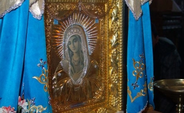 pelerinaj-de-trei-zile-la-brasov-la-icoana-maicii-domnului-umilenie