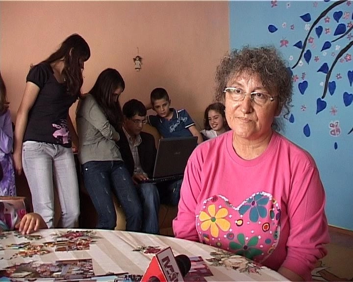 povestea-unei-mame-care-creste-opt-copii-de-suflet