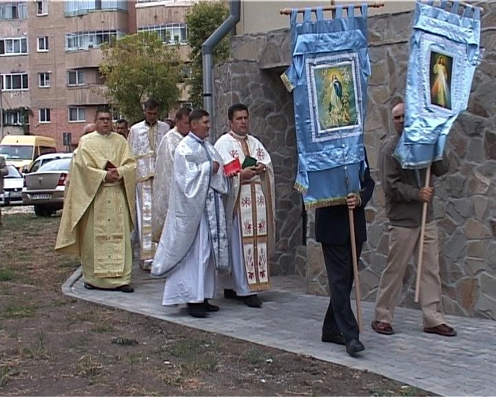 prima-biserica-grecocatolica-construita-dupa-90-a-fost-sfintita-