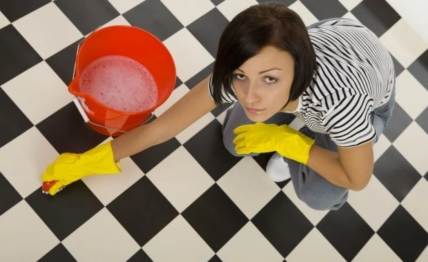 romancele-menajere-ilegale-in-italia