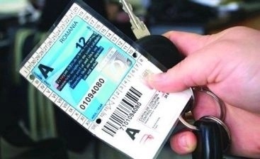 rovinieta-prin-sms-si-internet