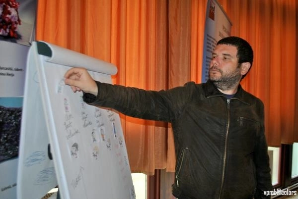 se-cauta-voluntari-pentru-teatru-muzeal