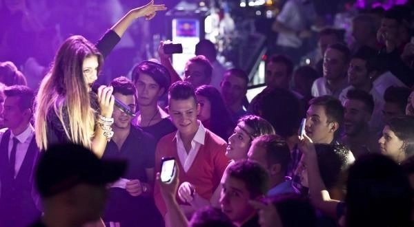 show-cu-antonia-puya-laurentiu-duta-florin-chilian-si-corina