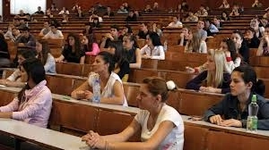 studentii-vor-recupera-ziua-libera