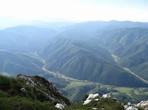 the-guardian-recomanda-turistilor-piatra-craiului