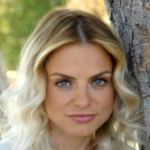 vezi-cum-sia-schimbat-lookul-jojo