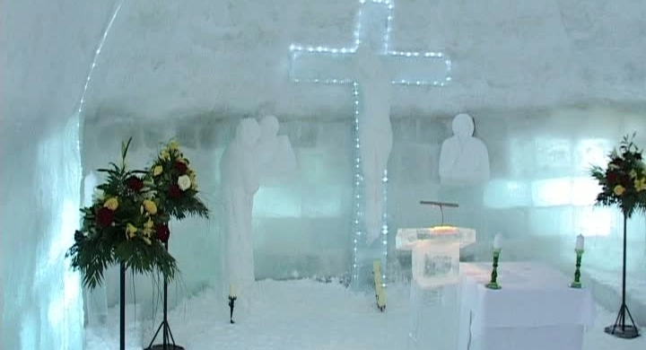 -biserica-din-gheata-de-la-balea-va-fi-sfintita-vineri