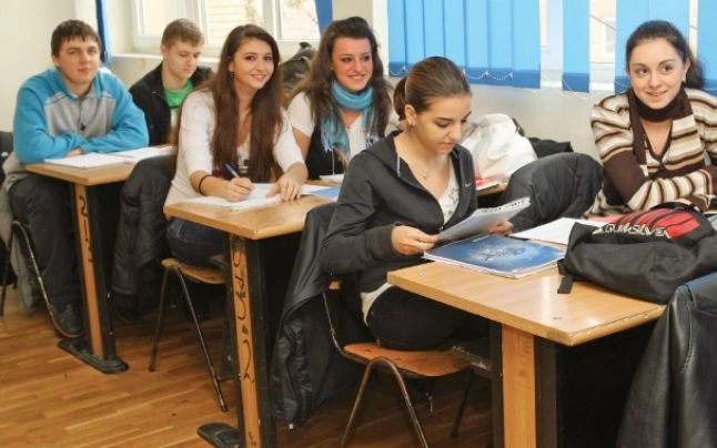 -curs-de-educatie-financiara-pentru-liceeni